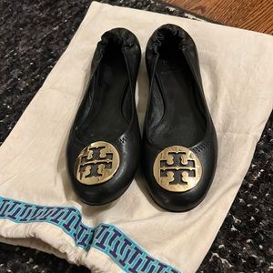 BRAND NEW Tory Burch flats.